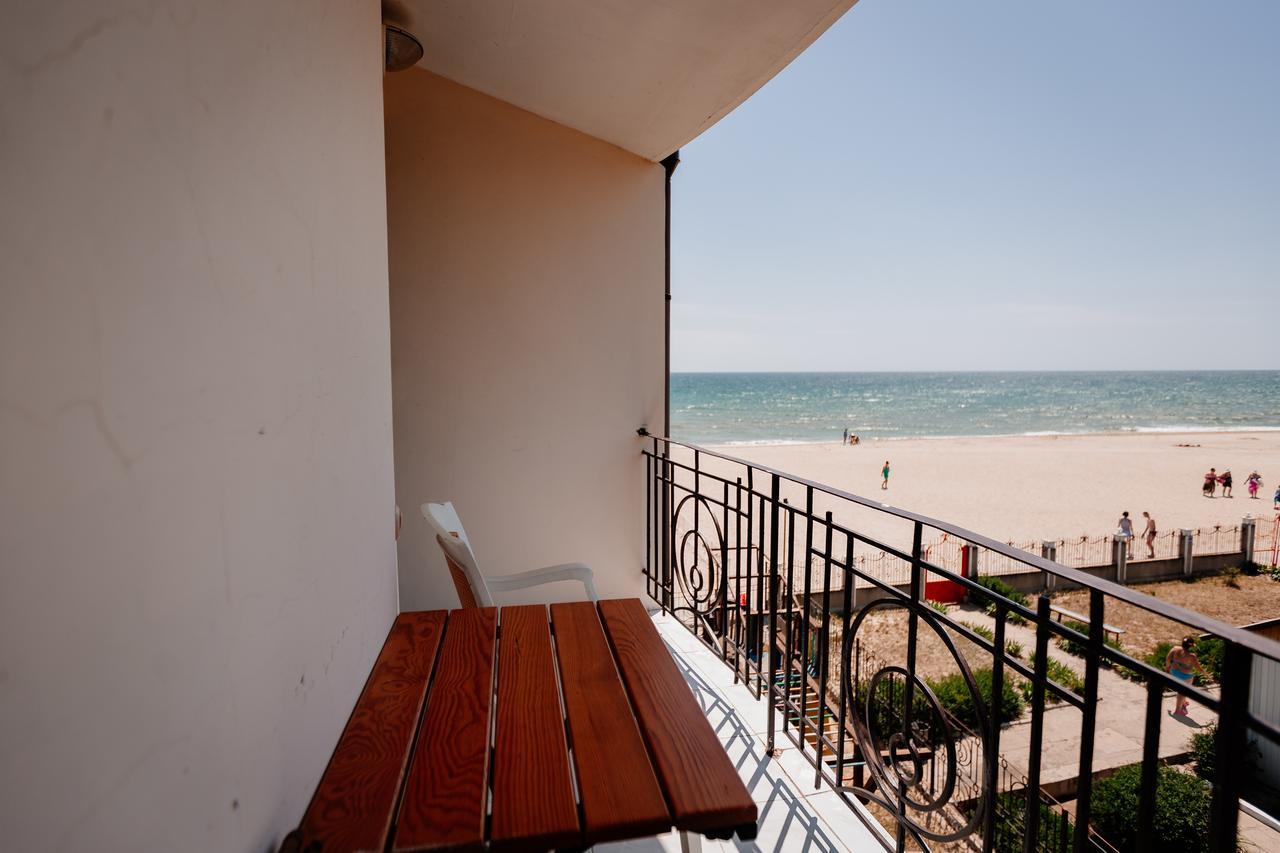 Solnechnaya Hotel Zatoka Esterno foto