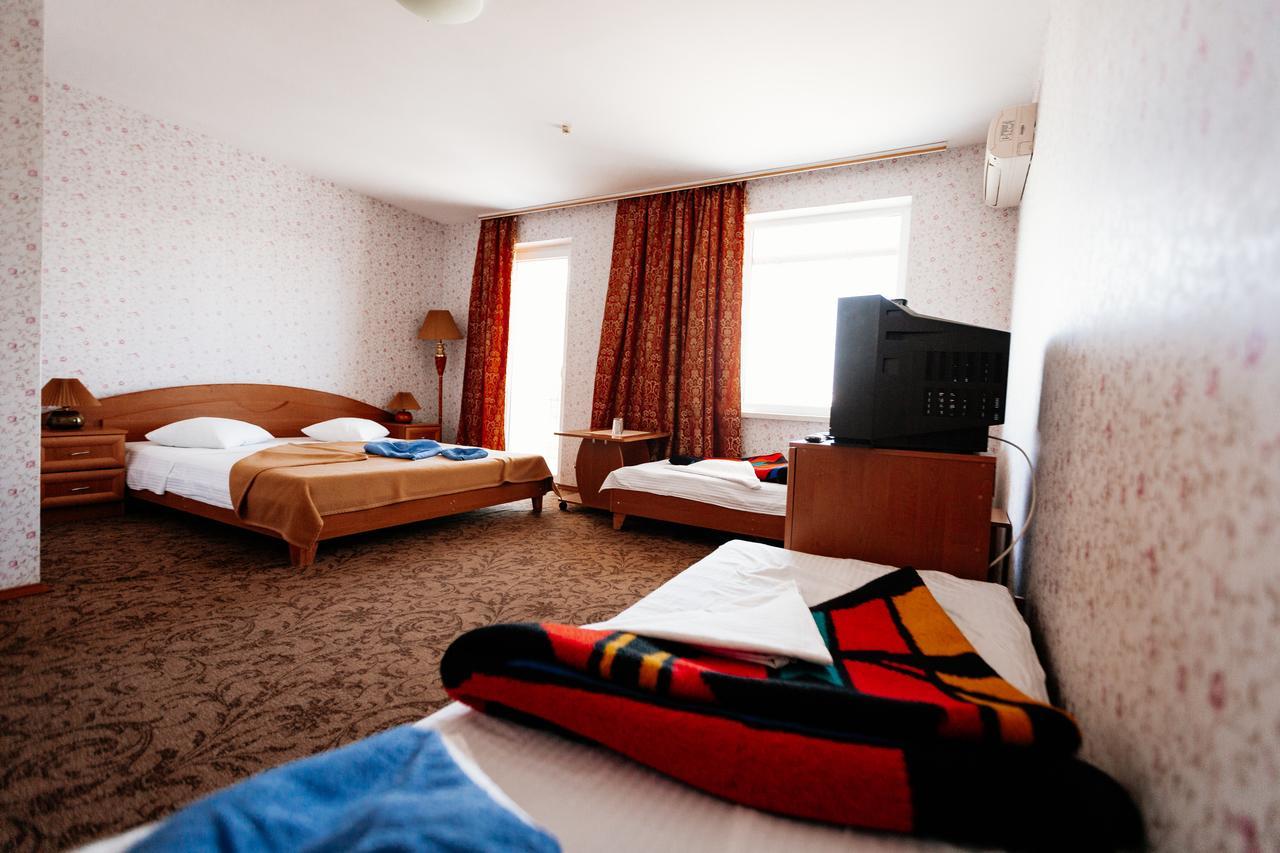 Solnechnaya Hotel Zatoka Esterno foto