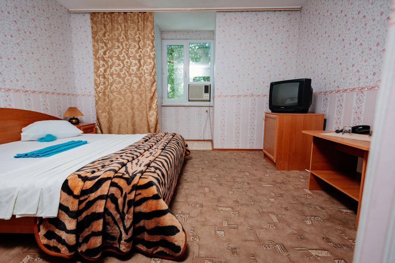 Solnechnaya Hotel Zatoka Esterno foto