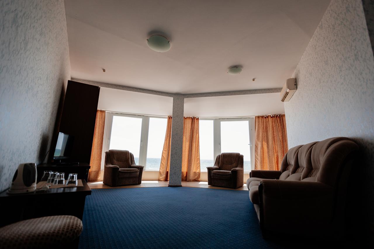 Solnechnaya Hotel Zatoka Esterno foto