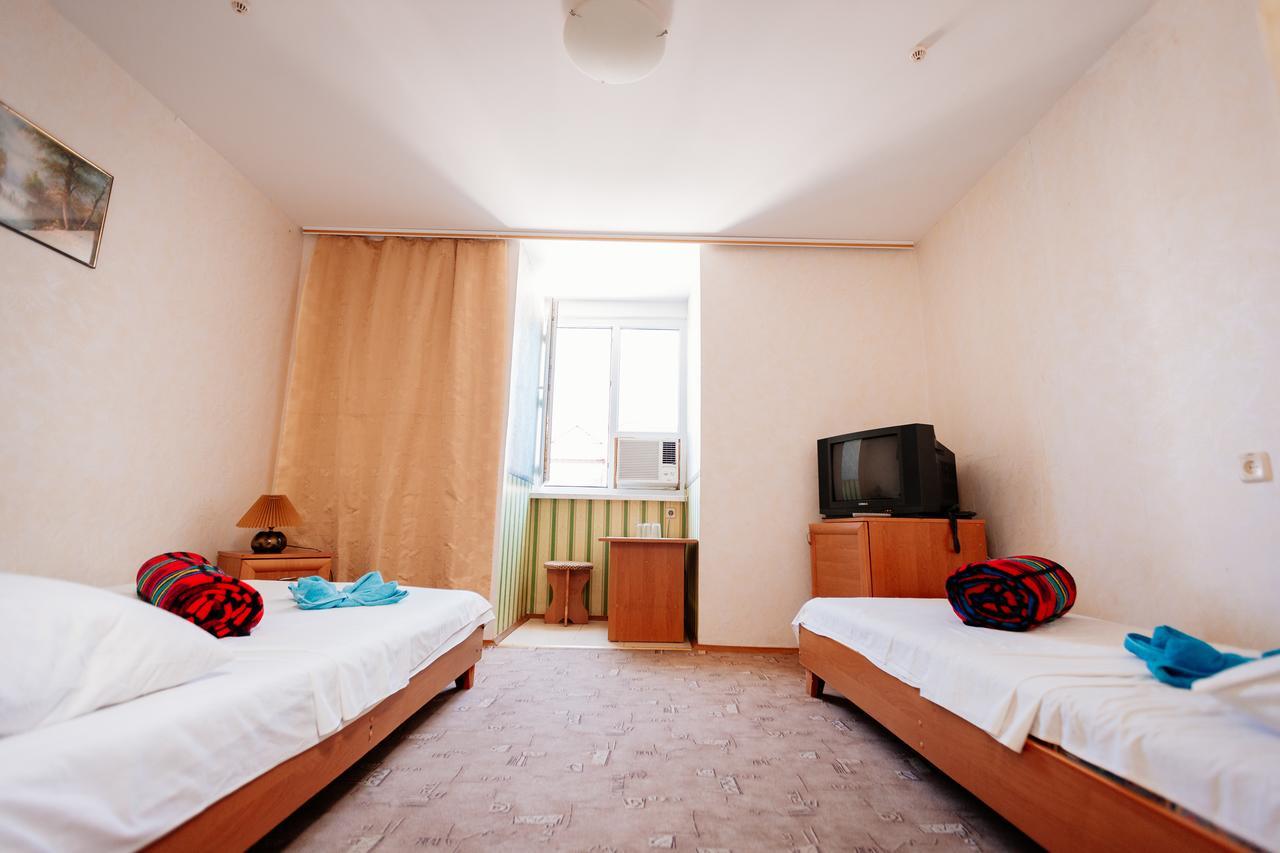 Solnechnaya Hotel Zatoka Esterno foto